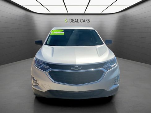 Used 2020 Chevrolet Equinox LS w/ LS Convenience Package FWD image 2