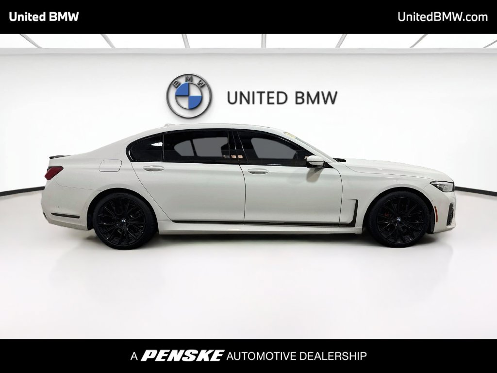 Used 2020 BMW 740i w/ M Sport Package RWD image 4