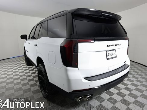 Used 2026 GMC Yukon Denali w/ Sun & Power Step Package image 9