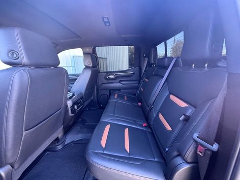 Used 2024 GMC Sierra 1500 AT4 w/ Technology Package image 12