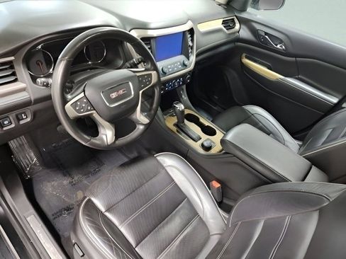 Used 2017 GMC Acadia Denali w/ Technology Package image 26