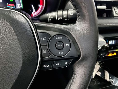 Certified 2023 Toyota RAV4 XLE Premium image 24