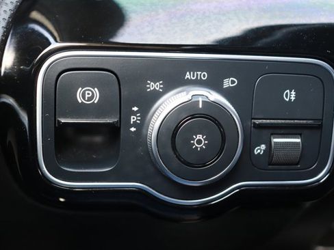 Used 2021 Mercedes-Benz A 220 image 26