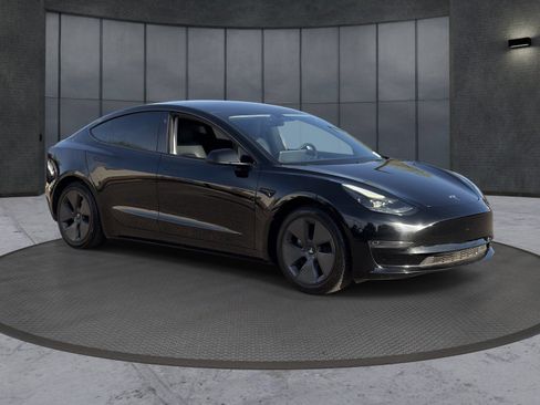 Used 2023 Tesla Model 3 Standard Range RWD image 8