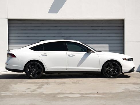 Used 2025 Honda Accord Sport image 23
