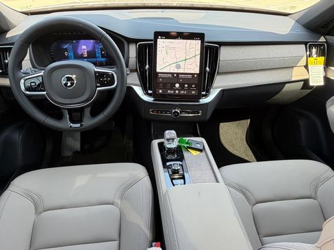 New 2026 Volvo XC90 T8 Core w/ Protection Package Premier AWD/4WD image 11