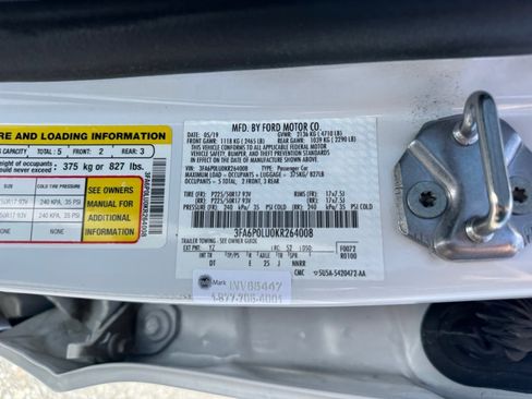Used 2019 Ford Fusion SE FWD image 20