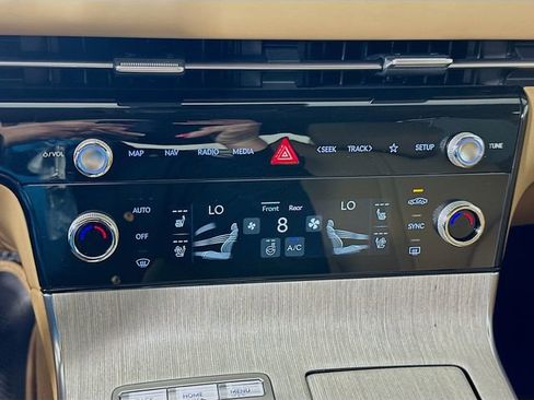 New 2026 Genesis G80 2.5T Advanced image 14