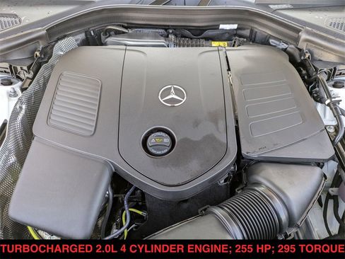 Certified 2025 Mercedes-Benz GLC 300 4MATIC image 11