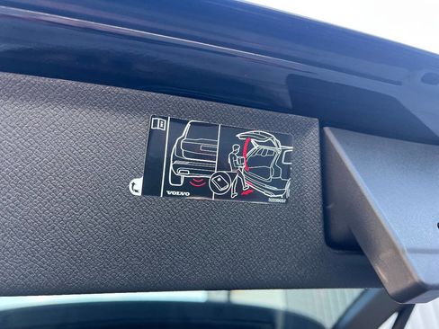 Used 2019 Volvo XC90 T6 Momentum w/ Protection Package image 27