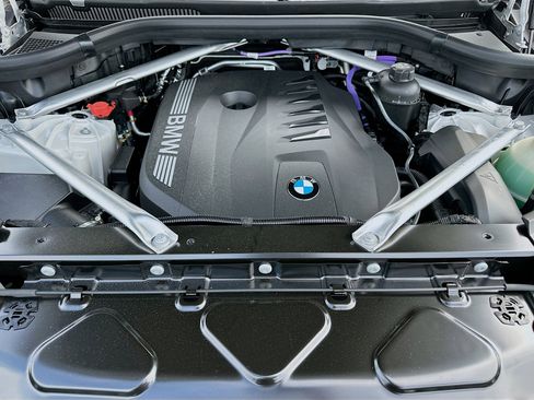New 2026 BMW X5 sDrive40i w/ Executive Package image 25