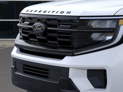 New 2026 Ford Expedition Platinum w/ Stealth Performance Package image 20