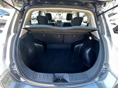 Used 2017 Nissan Leaf S w/ Charge Package FWD image 11