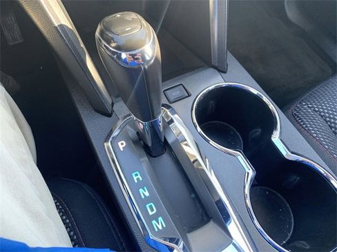 Used 2017 Chevrolet Equinox LT w/ Convenience Package image 15