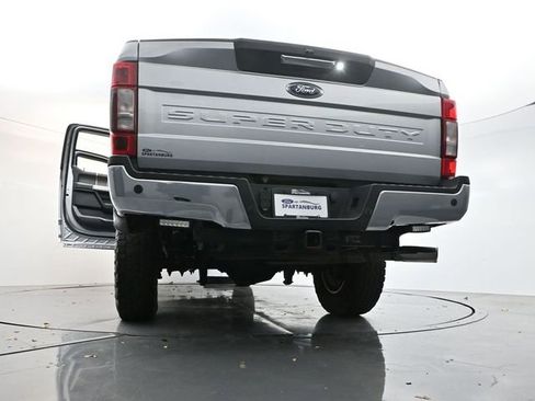 Used 2021 Ford F350 Lariat w/ Chrome Package image 41
