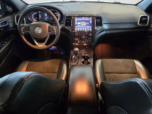 Used 2019 Jeep Grand Cherokee Altitude AWD/4WD image 20
