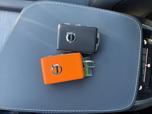 Used 2024 Volvo XC90 T8 Ultimate w/ Protection Package Premier image 84