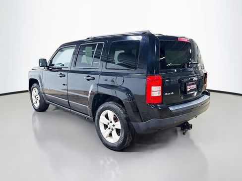 Used 2017 Jeep Patriot Latitude image 9