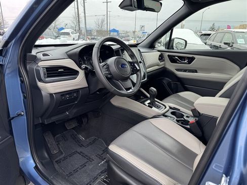 Used 2025 Subaru Forester Limited w/ Popular Package #1 AWD/4WD image 7