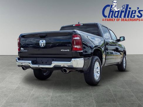 Used 2024 RAM 1500 Laramie AWD/4WD image 4