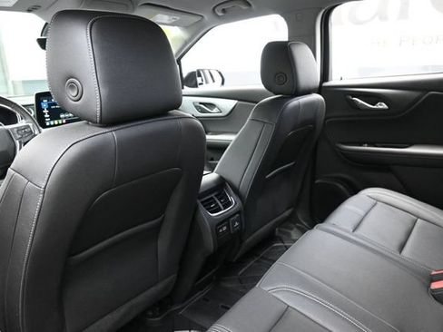 Used 2024 Chevrolet Blazer LT w/ Sound & Technology Package FWD image 24