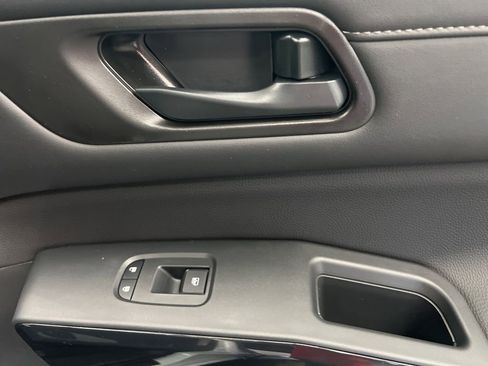 New 2026 Nissan Pathfinder SV image 44