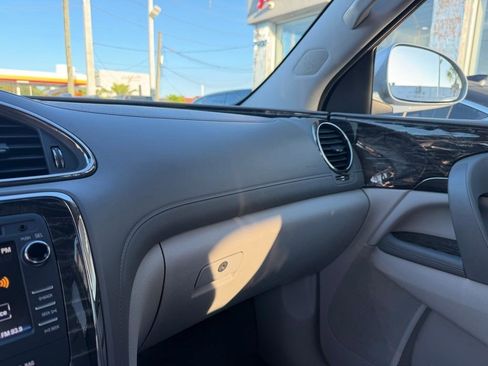 Used 2014 Buick Enclave Leather FWD image 22