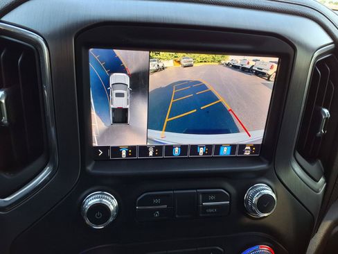 Used 2021 GMC Sierra 1500 Denali w/ Denali Ultimate Package AWD/4WD image 10