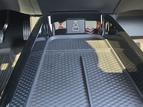 New 2026 Ford Mustang Mach-E Premium image 39