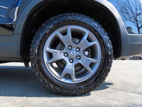 Certified 2024 Honda Passport TrailSport image 9