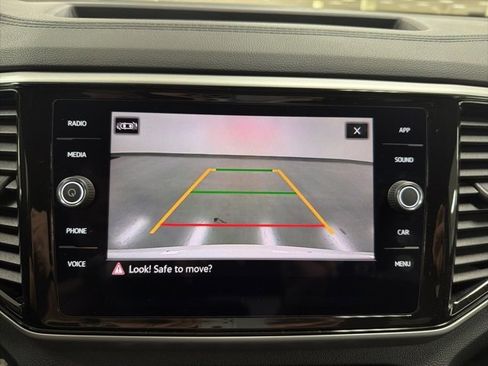 Used 2022 Volkswagen Atlas Cross Sport SE image 26