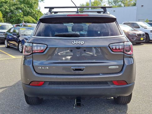 Certified 2022 Jeep Compass Latitude w/ Convenience Group image 5