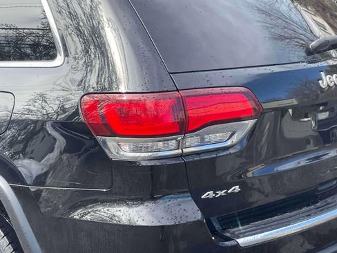 Used 2021 Jeep Grand Cherokee Limited image 11