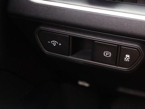 Used 2025 Kia K4 FWD image 21