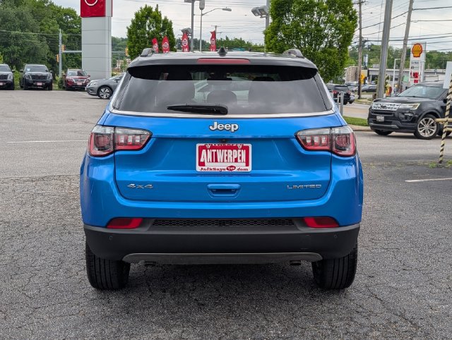 Used 2024 Jeep Compass Limited AWD/4WD image 4