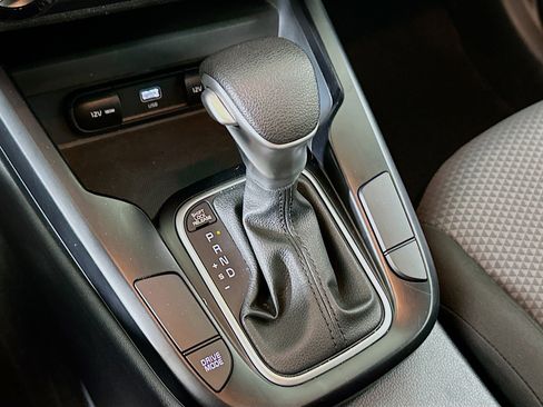 Used 2025 Kia Soul LX w/ LX Technology Package image 24