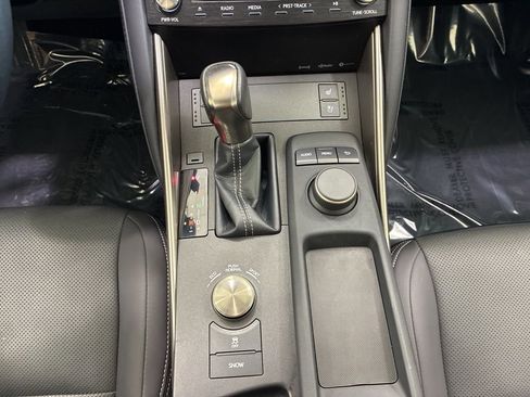 Used 2018 Lexus IS 300 w/ Premium Package image 22