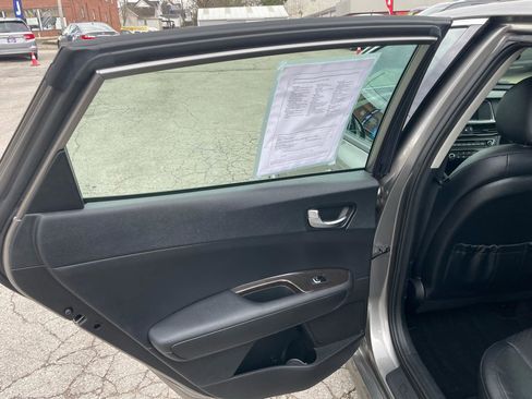 Used 2018 Kia Optima EX image 15