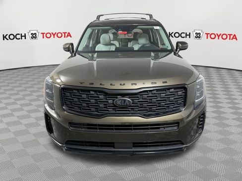 Used 2021 Kia Telluride EX w/ EX Premium Package AWD/4WD image 2