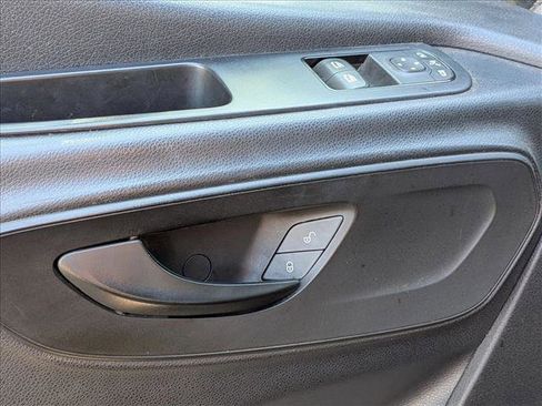 Used 2019 Mercedes-Benz Sprinter 144 image 7