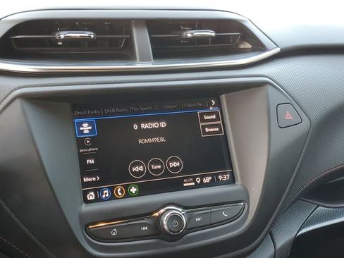 Used 2023 Chevrolet TrailBlazer RS image 23