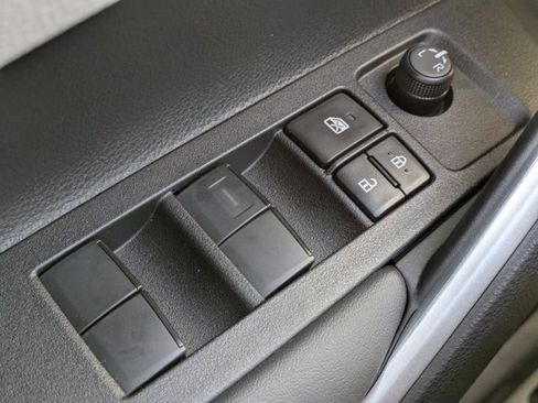 New 2026 Toyota Corolla Cross L image 27