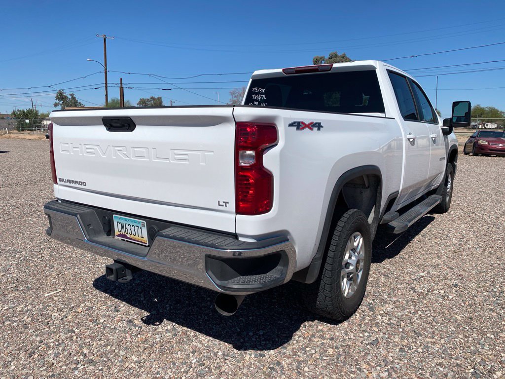 Used 2025 Chevrolet Silverado 2500 LT w/ Convenience Package AWD/4WD image 4