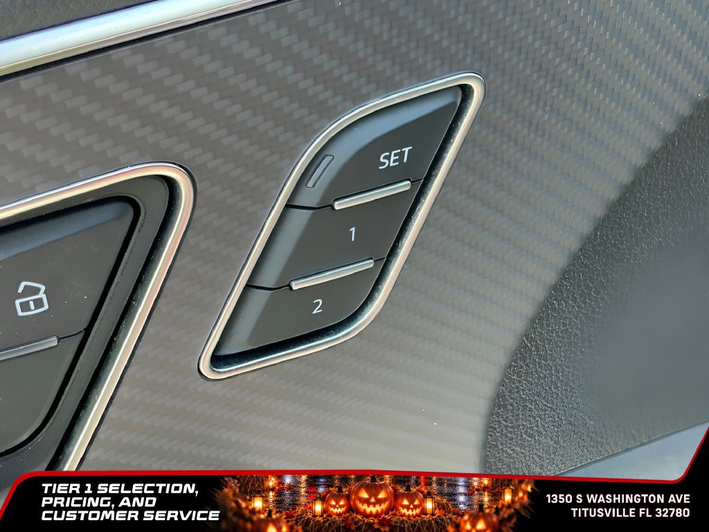 Used 2025 Audi SQ8 Premium Plus w/ 23" Wheel Package AWD/4WD image 22