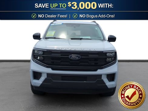 Used 2026 Ford Expedition Max Active RWD image 11