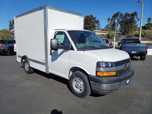 New 2024 Chevrolet Express 3500 w/ Power Convenience Package image 2
