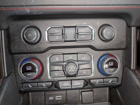 Used 2022 Chevrolet Tahoe RST w/ Luxury Package image 33