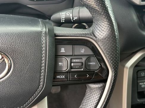 Used 2023 Toyota Tundra Limited AWD/4WD image 19