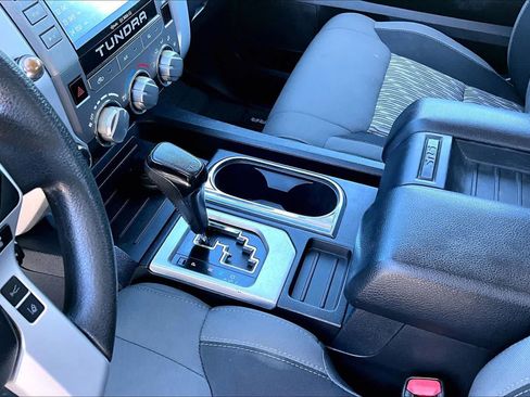 Used 2019 Toyota Tundra SR5 w/ TRD Off Road Package AWD/4WD image 17