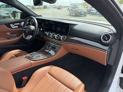 Used 2022 Mercedes-Benz E 450 4MATIC Coupe image 17
